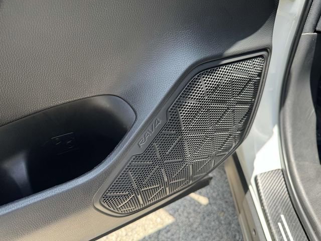 Used 2023 Toyota RAV4 TRD Off-Road image 18