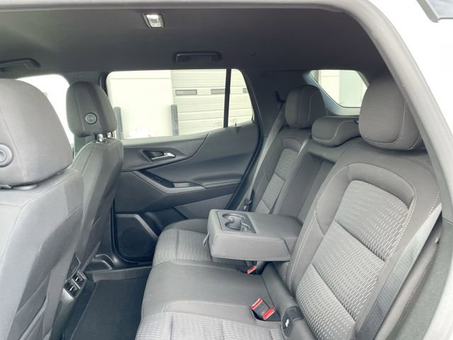 Used 2025 Chevrolet Equinox LT image 12