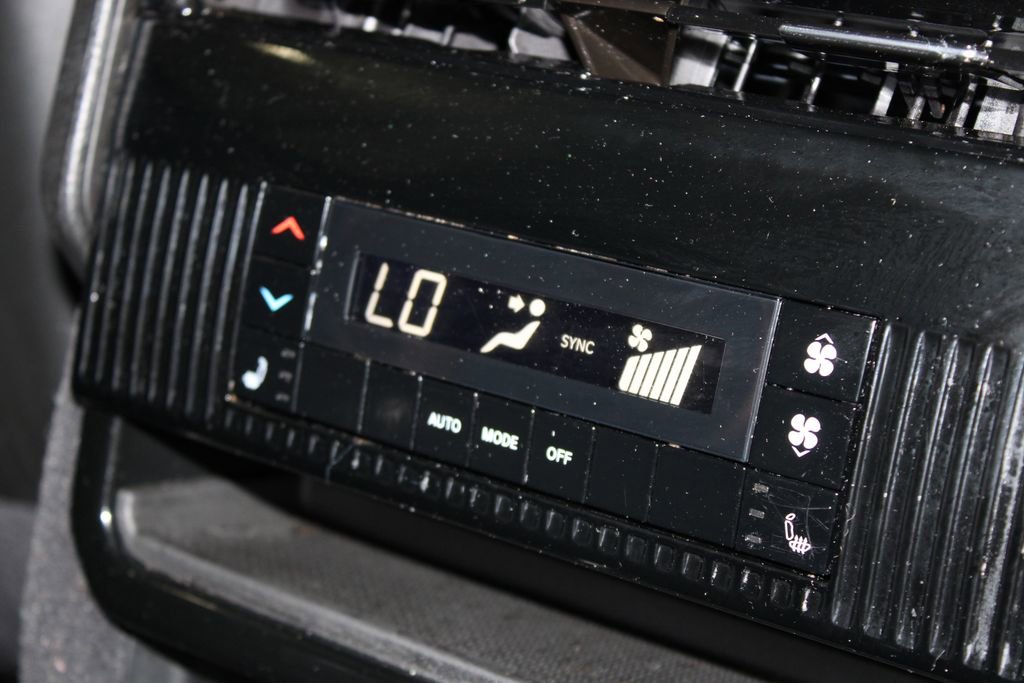 Used 2024 Jeep Wagoneer Series II image 33