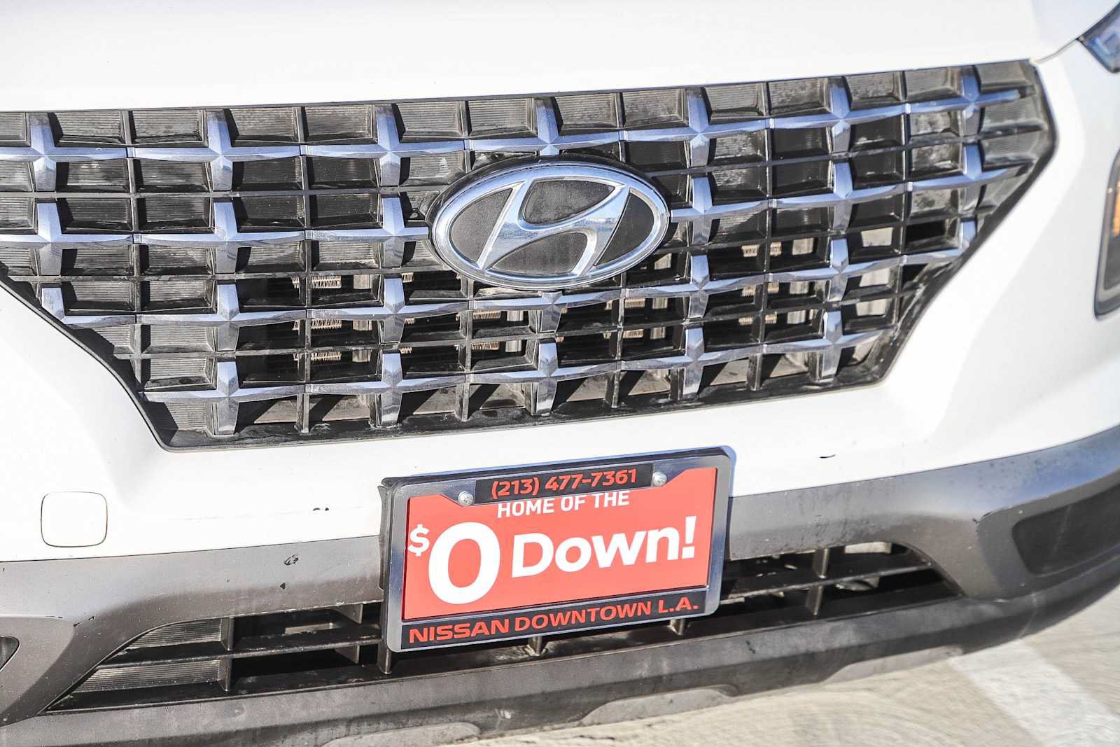 Used 2020 Hyundai Venue SEL w/ Convenience Package FWD image 5