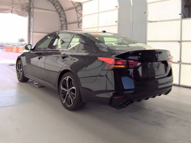 Used 2025 Nissan Altima 2.5 SR FWD image 7