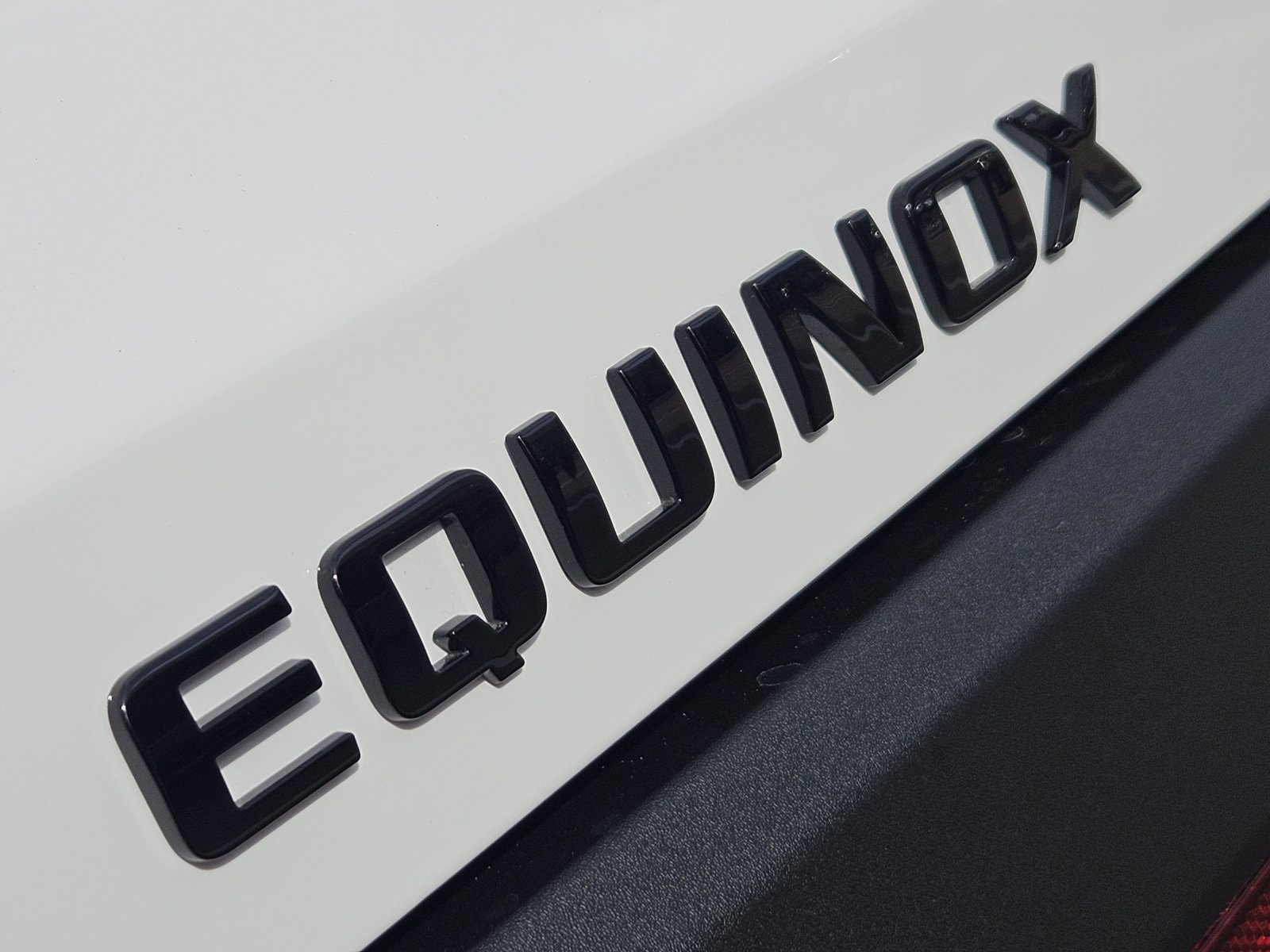 New 2027 Chevrolet Equinox LT w/ Convenience Package II FWD image 13