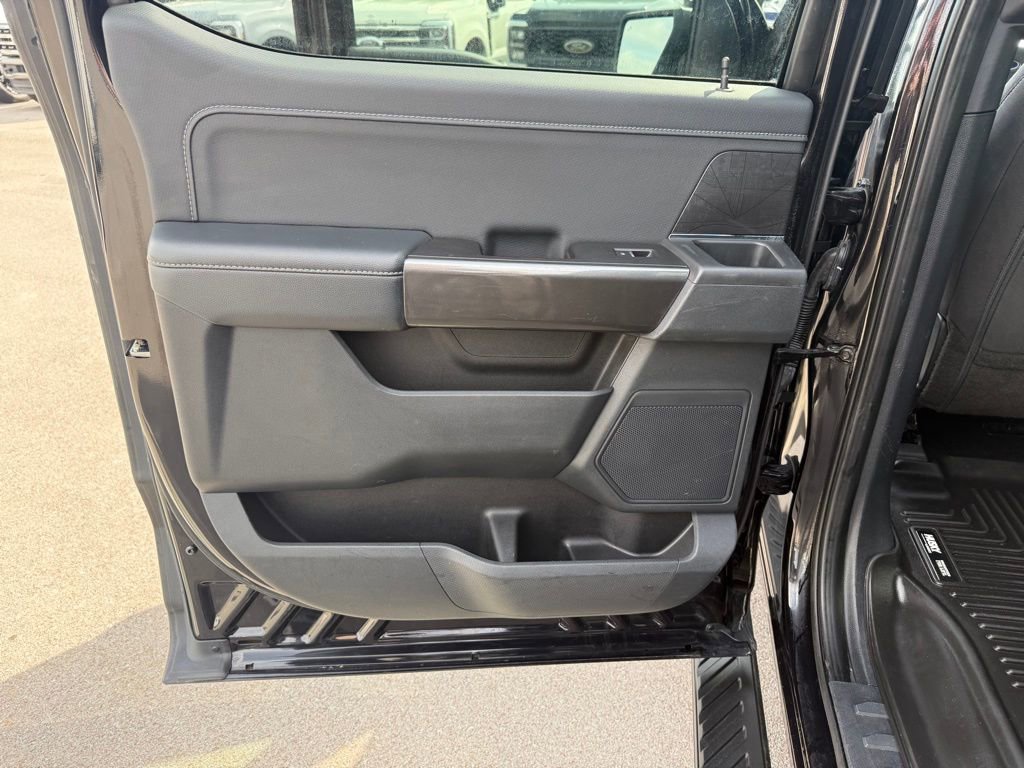 Used 2021 Ford F150 XLT w/ Equipment Group 302A High image 11