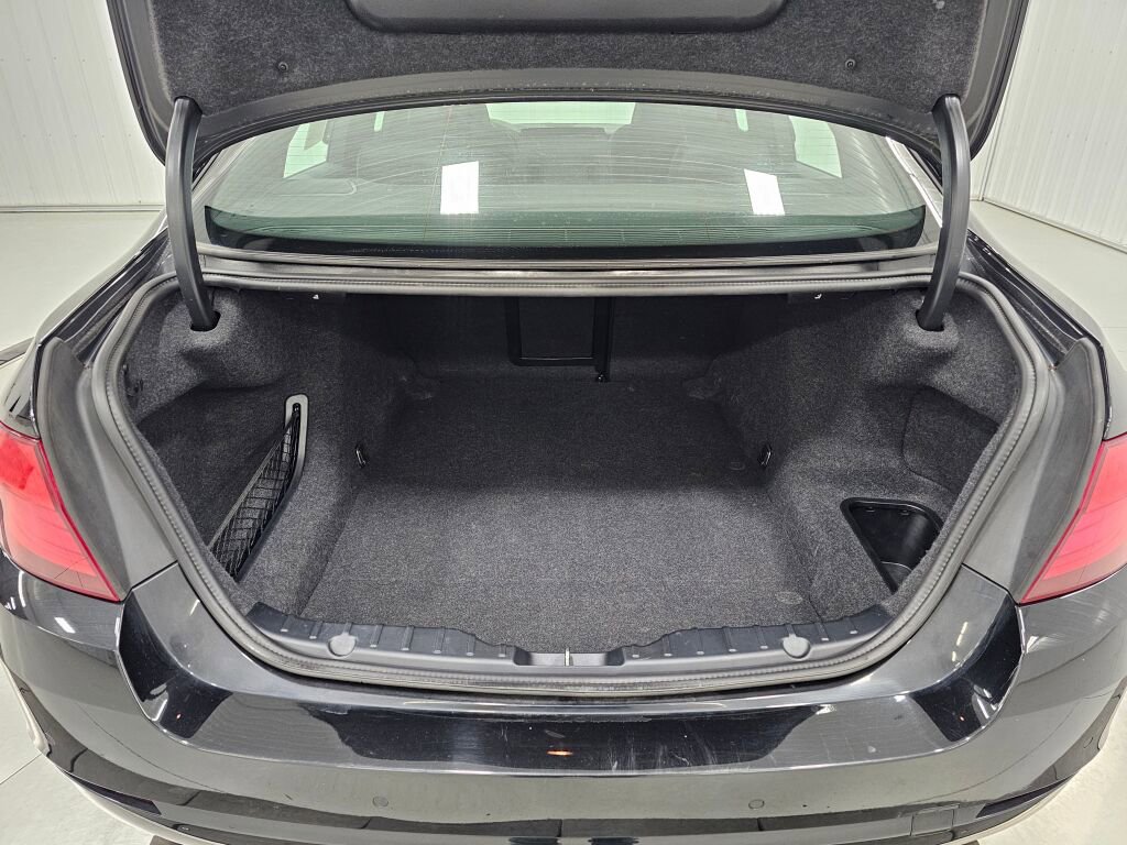 Used 2012 BMW 535i xDrive Sedan image 5