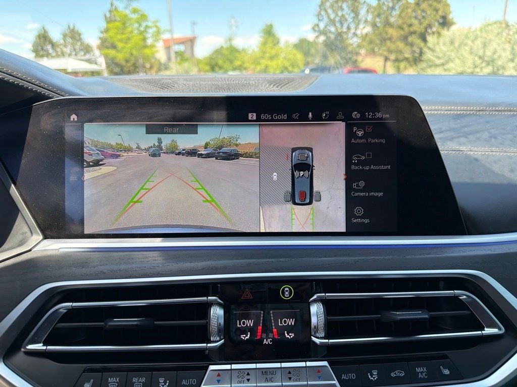 Used 2021 BMW X7 M50i w/ Executive Package AWD/4WD image 15