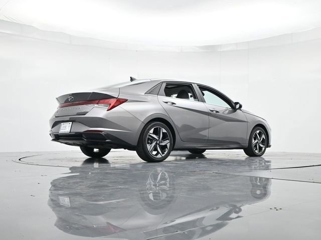 Used 2023 Hyundai Elantra Limited image 31