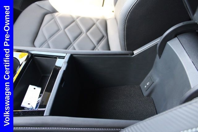 Used 2025 Volkswagen Atlas Cross Sport SE w/ Panoramic Sunroof Package image 44