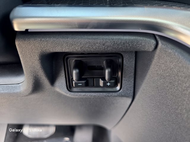 New 2027 Ford Expedition Platinum w/ Stealth Appearance Package RWD image 32