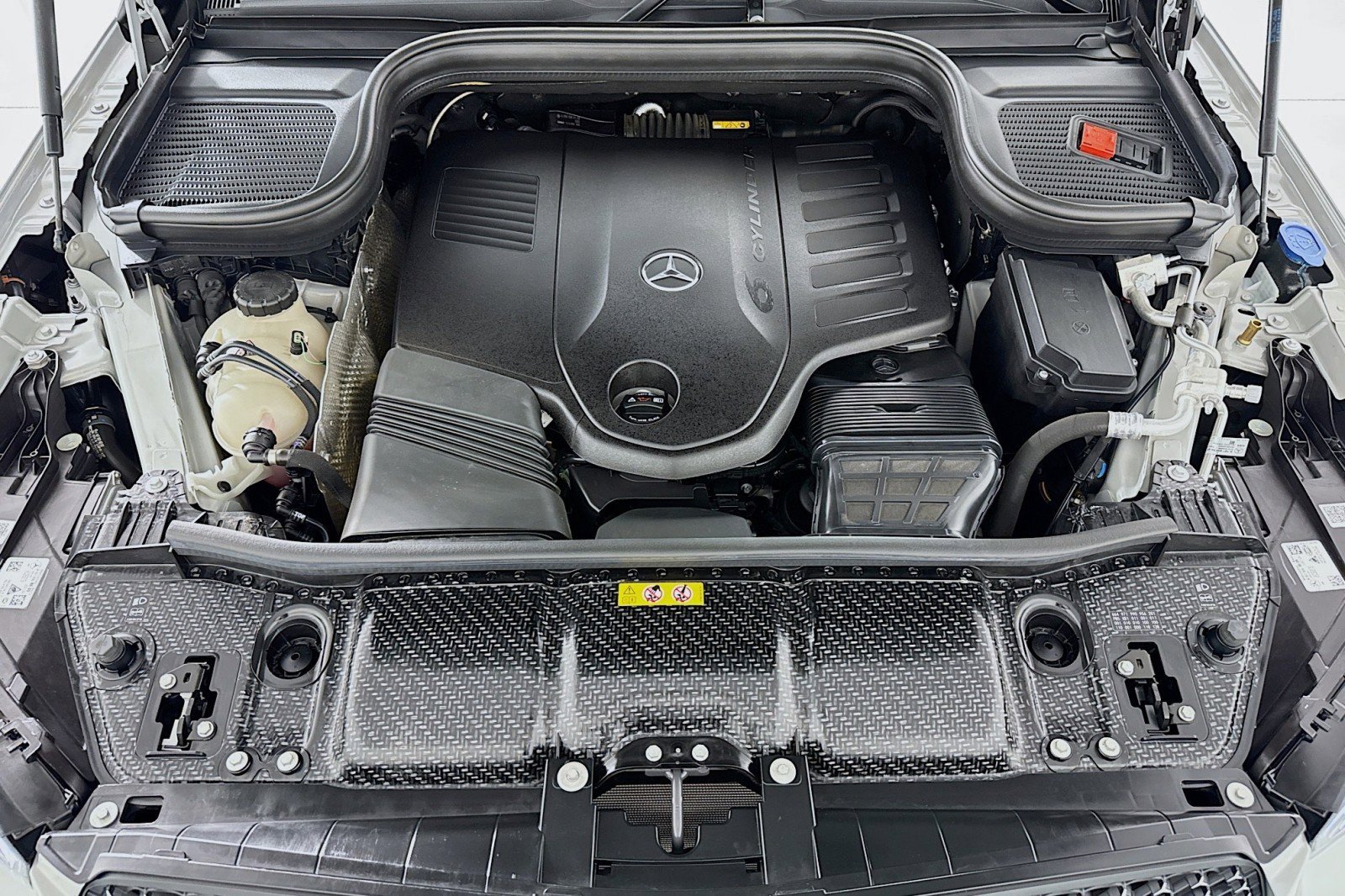 Certified 2024 Mercedes-Benz GLE 450 4MATIC image 11