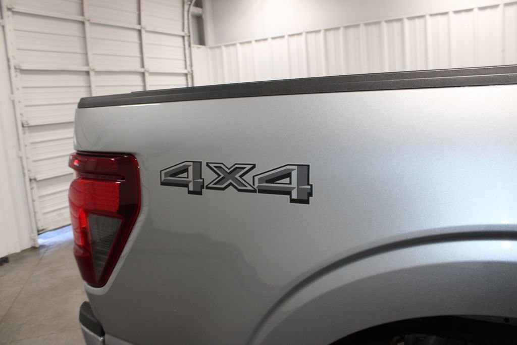 Used 2025 Ford F150 XLT w/ Equipment Group 301A Standard image 16