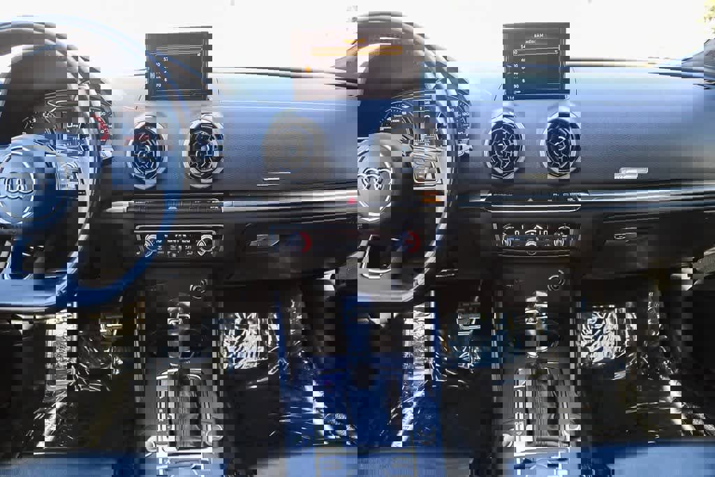 Used 2020 Audi A3 2.0T Premium image 12