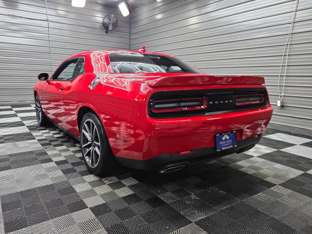 Used 2022 Dodge Challenger R/T w/ Plus Package RWD image 8