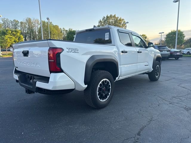 Used 2024 Toyota Tacoma TRD Off-Road AWD/4WD image 35