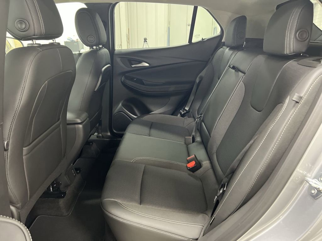 Used 2023 Buick Encore GX Select w/ Sport Touring Package image 22