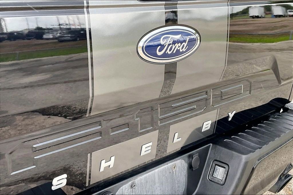 Used 2019 Ford F150 Lariat w/ Equipment Group 502A Luxury AWD/4WD image 27