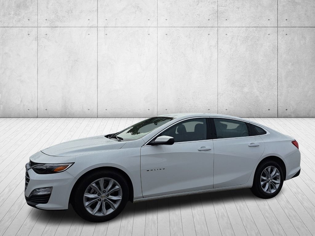 Used 2025 Chevrolet Malibu LT image 9