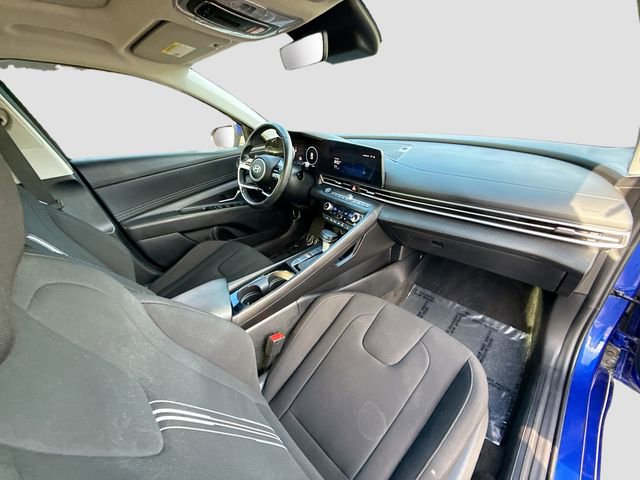 Used 2024 Hyundai Elantra SEL w/ Convenience Package FWD image 26