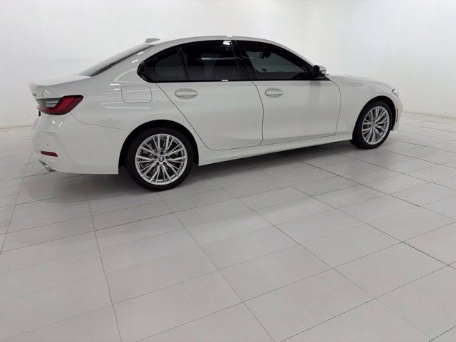 Certified 2023 BMW 330i xDrive Sedan w/ Premium Package AWD/4WD image 6