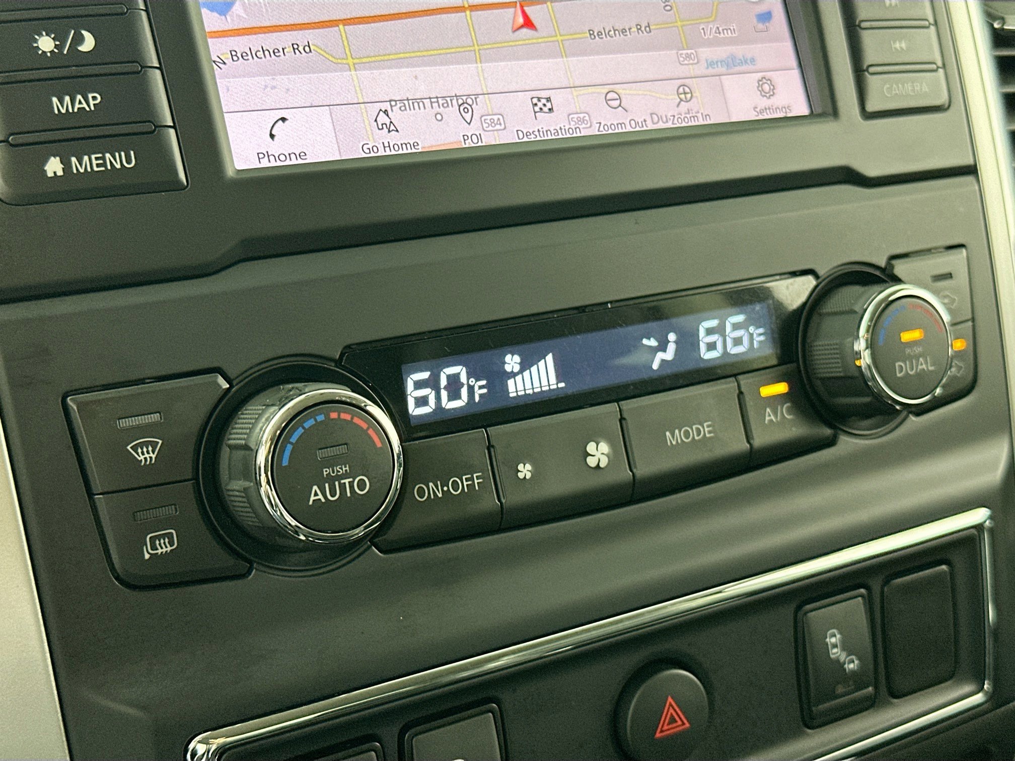 Used 2019 Nissan Titan PRO-4X image 16