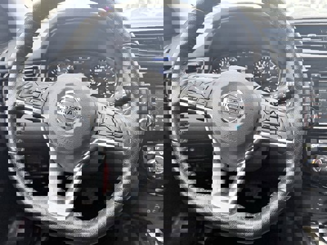 Certified 2022 Nissan Rogue Sport SV w/ Technology Package image 9