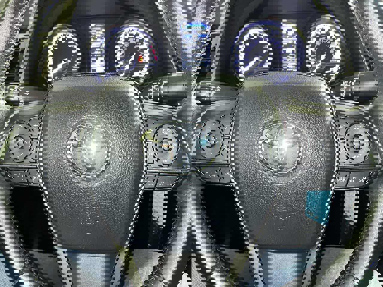 Used 2023 Toyota Camry SE image 16