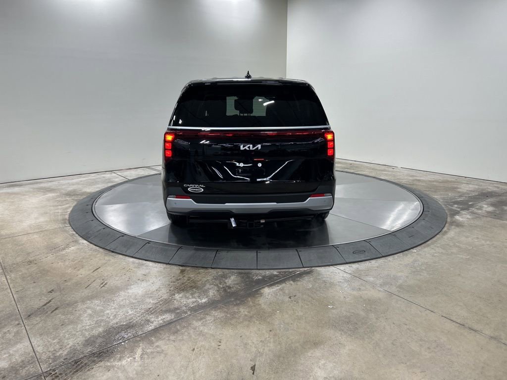 New 2026 Kia Carnival LXS image 6