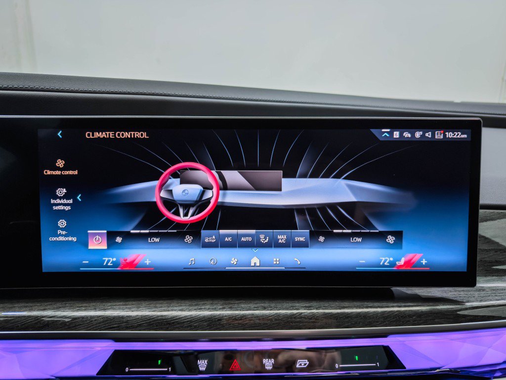 Used 2025 BMW 760i xDrive w/ Executive Package AWD/4WD image 68