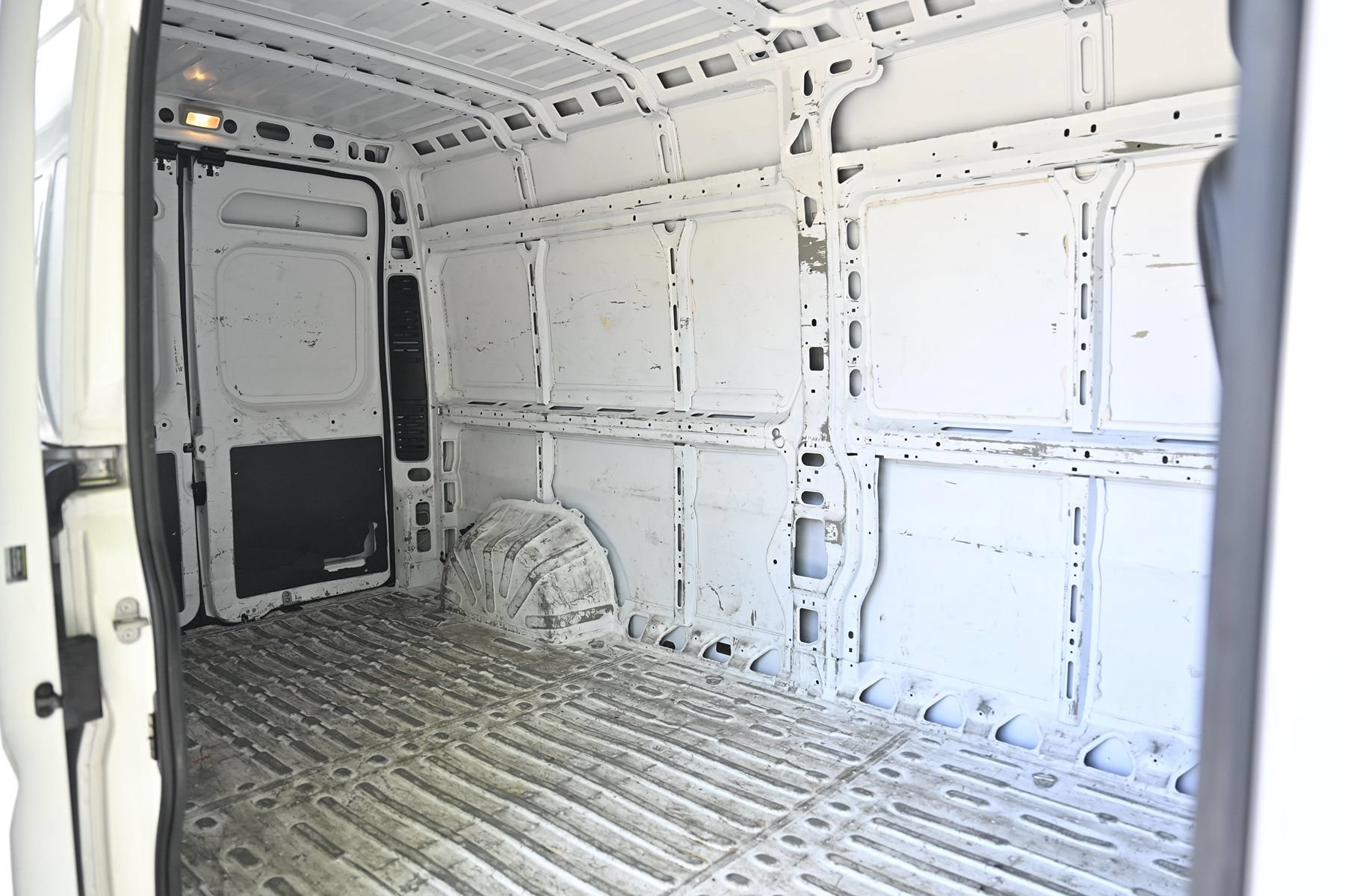 Used 2023 RAM ProMaster 2500 FWD image 14