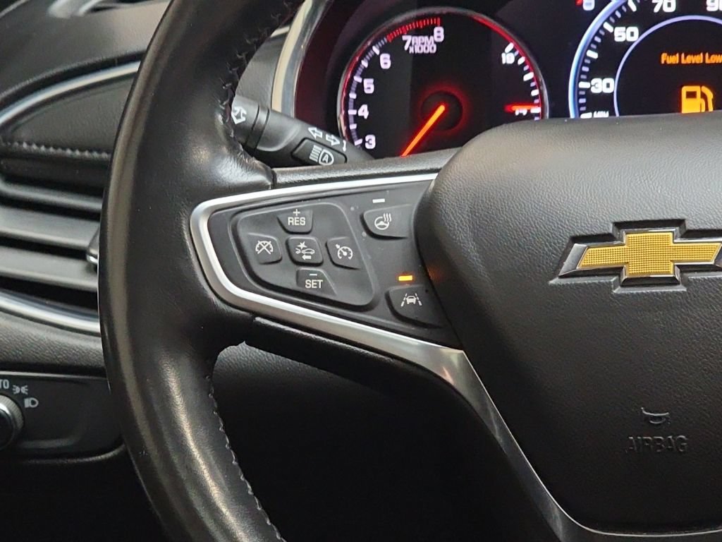 Used 2022 Chevrolet Malibu Premier FWD image 16
