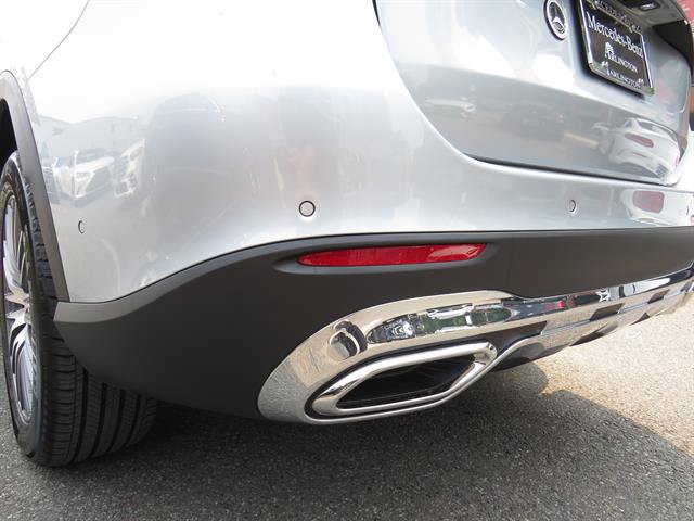 Used 2026 Mercedes-Benz GLC 300 4MATIC image 32