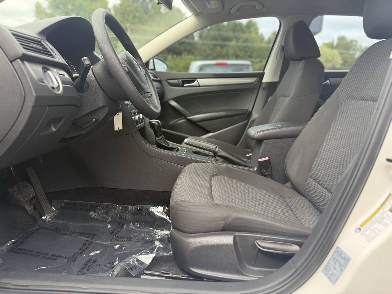 Used 2012 Volkswagen Passat 2.5 S FWD image 10