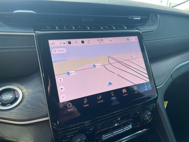 New 2025 Jeep Grand Cherokee Limited image 15