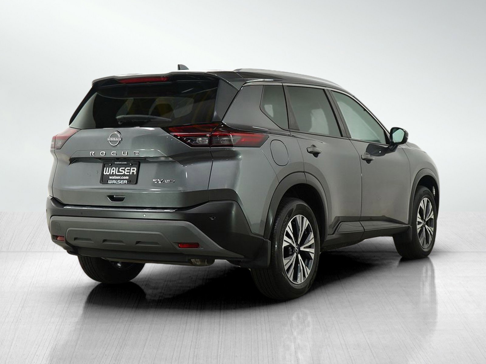 Used 2022 Nissan Rogue SV w/ SV Premium Package image 5