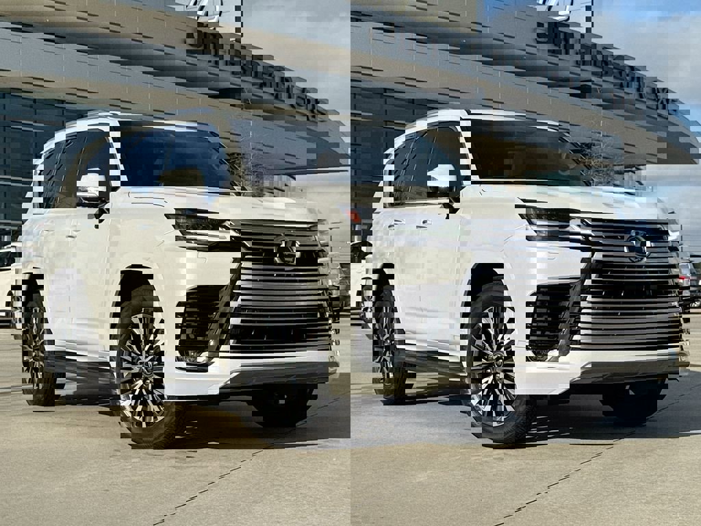 Used 2024 Lexus LX 600 4WD w/ Interior Upgrade Package image 2