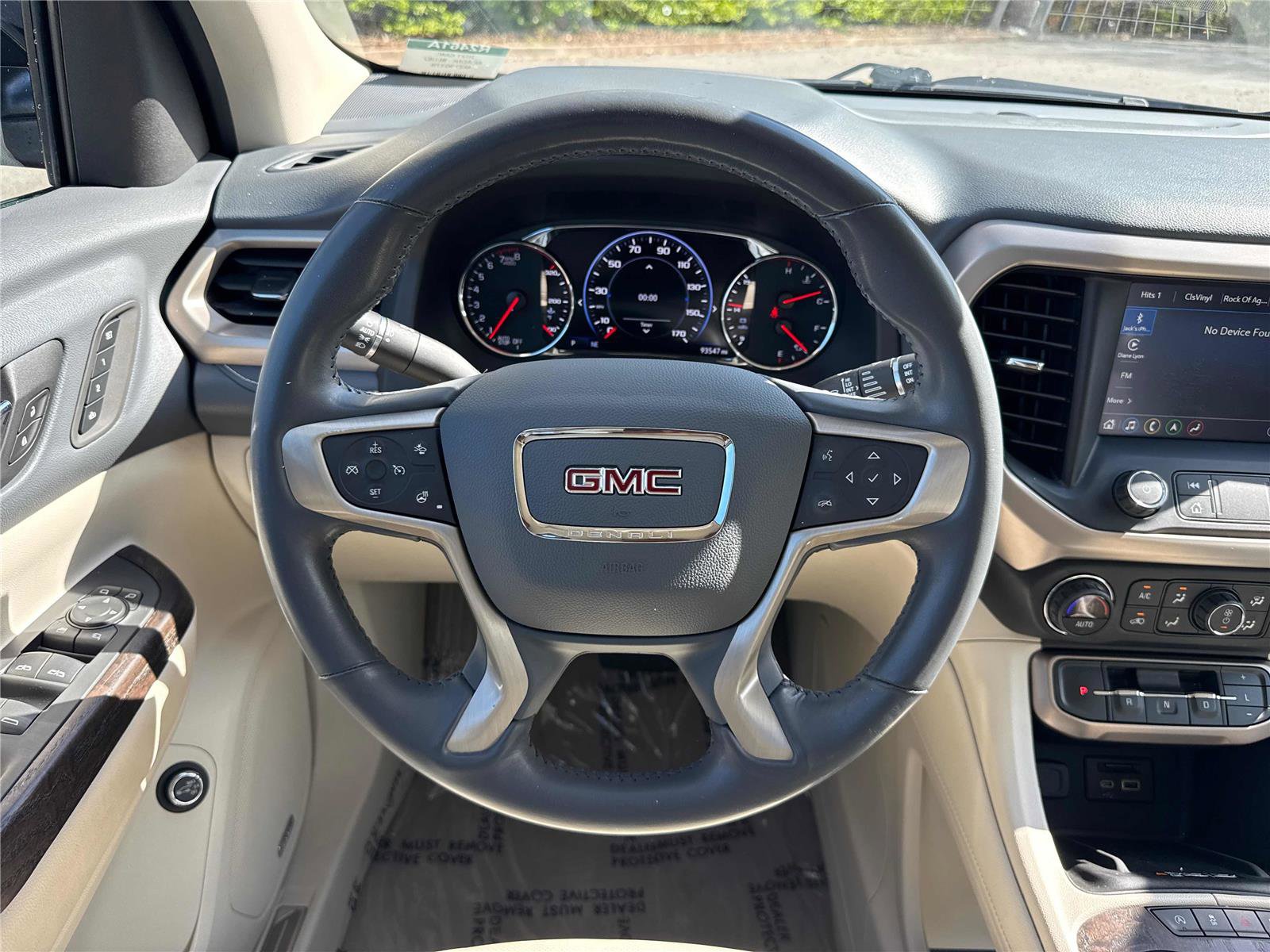 Used 2021 GMC Acadia Denali w/ Denali Technology Package FWD image 17
