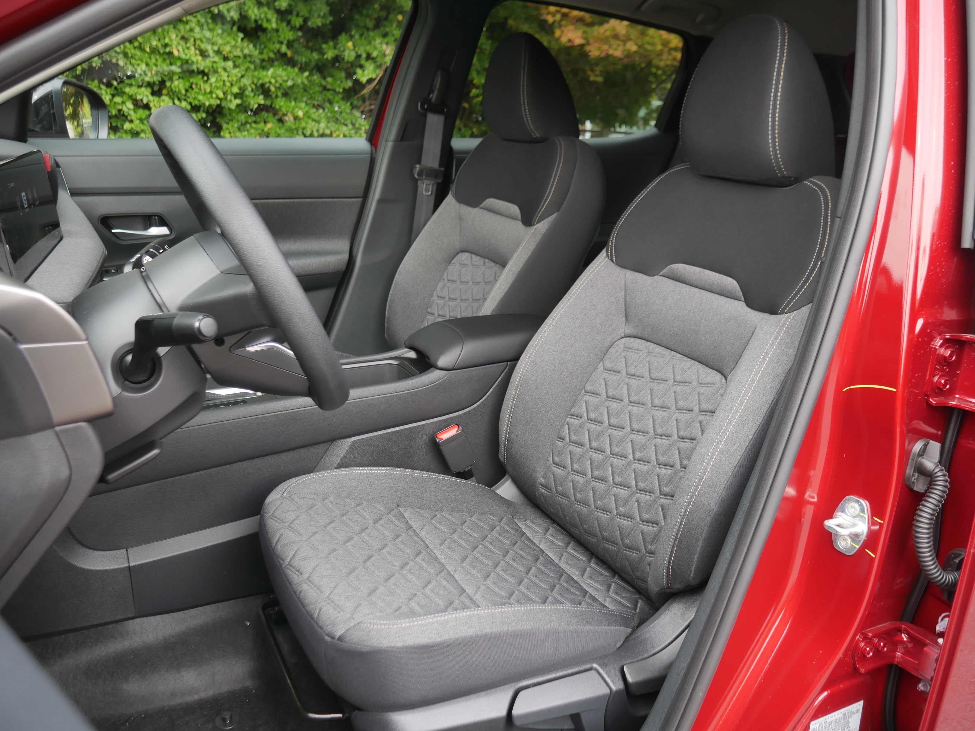 New 2026 Nissan Kicks SV w/ SV Premium Package image 27