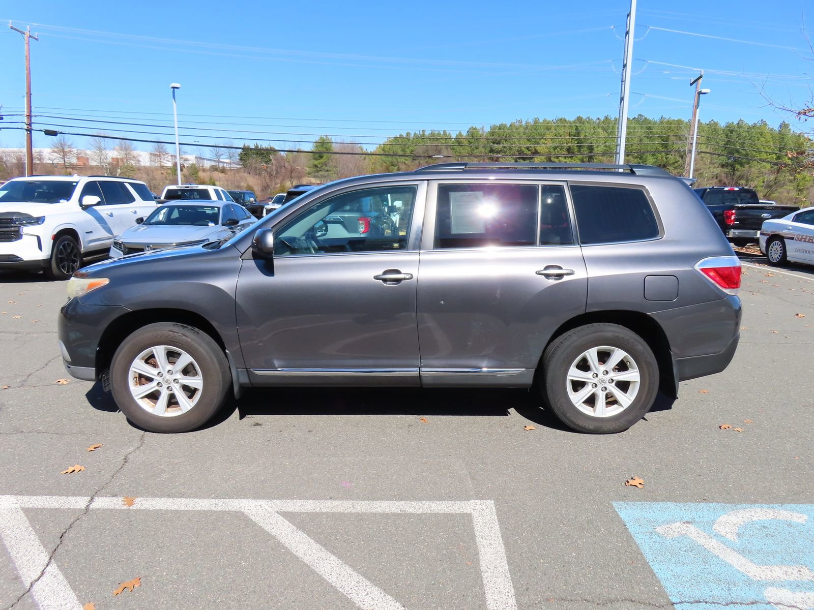Used 2013 Toyota Highlander SE image 8