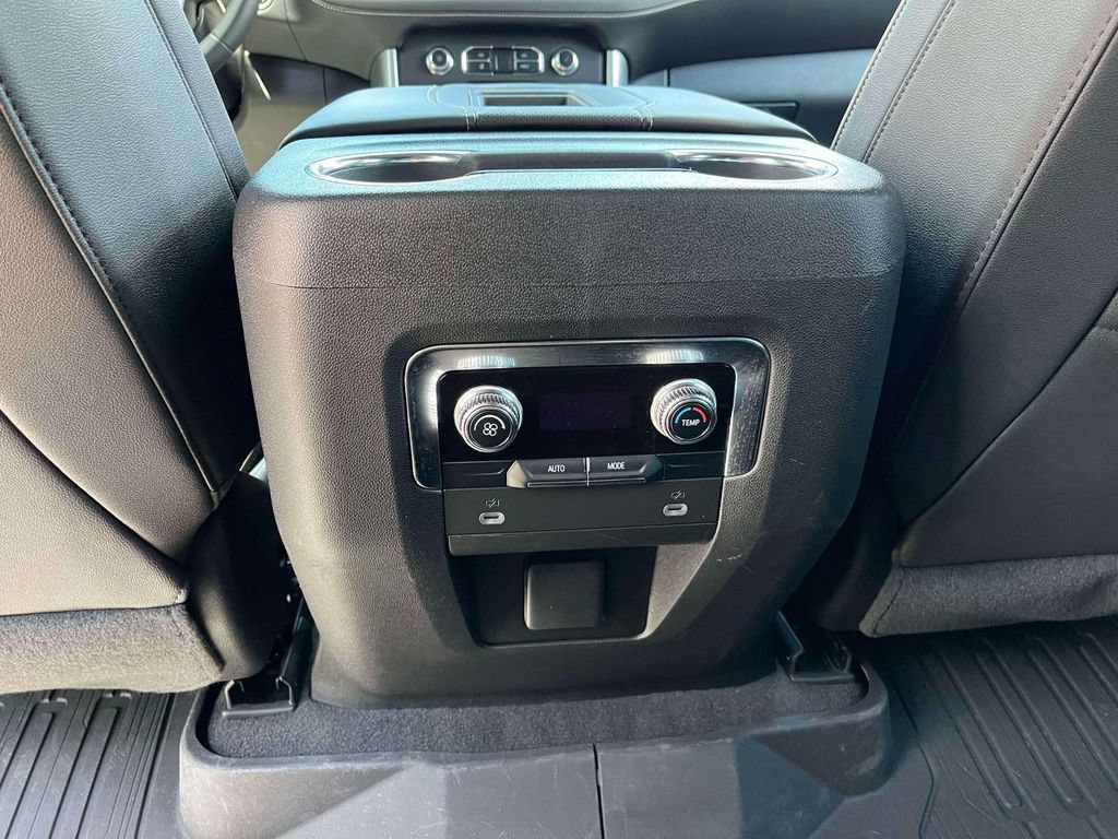 Certified 2023 GMC Yukon SLT AWD/4WD image 14