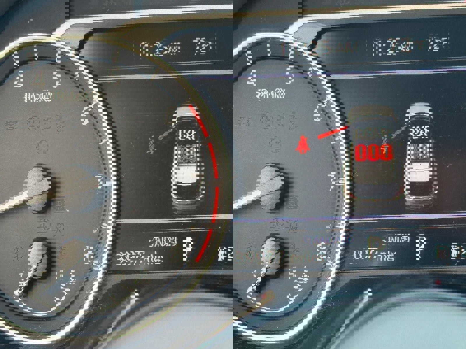 Used 2023 Nissan Rogue SV image 27