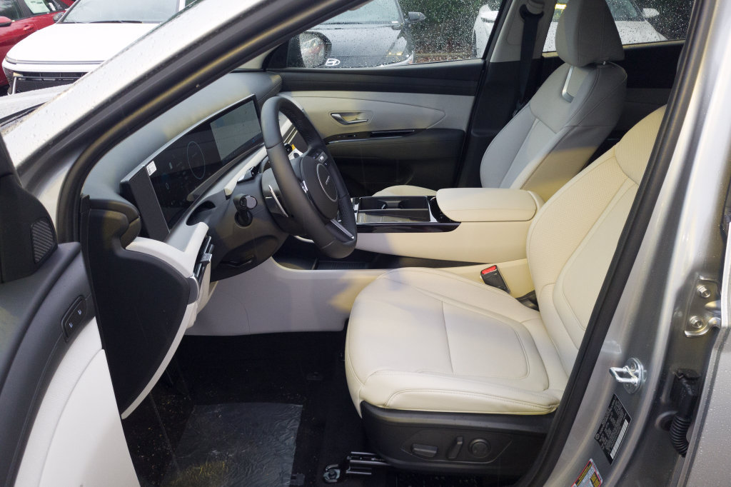 New 2026 Hyundai Tucson Limited AWD/4WD image 14