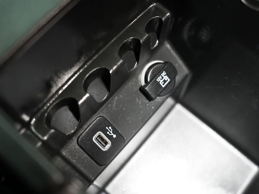 Used 2017 Jeep Cherokee Latitude w/ True North Edition image 32