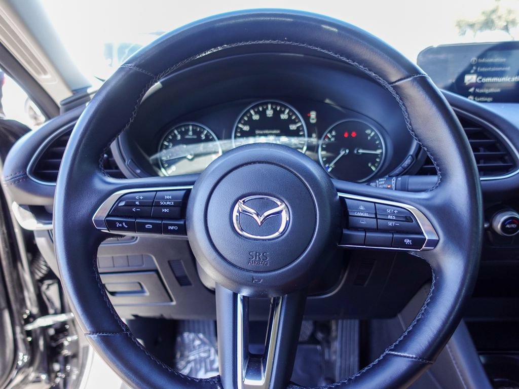Used 2025 MAZDA MAZDA3 s FWD image 12