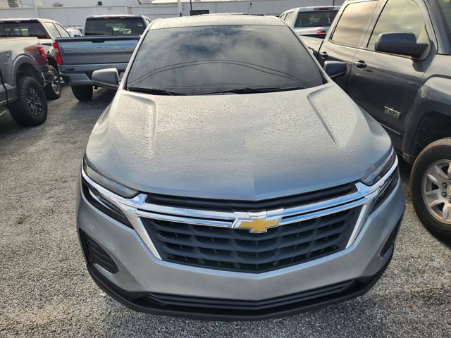 Used 2024 Chevrolet Equinox LS w/ LS Convenience Package FWD image 2