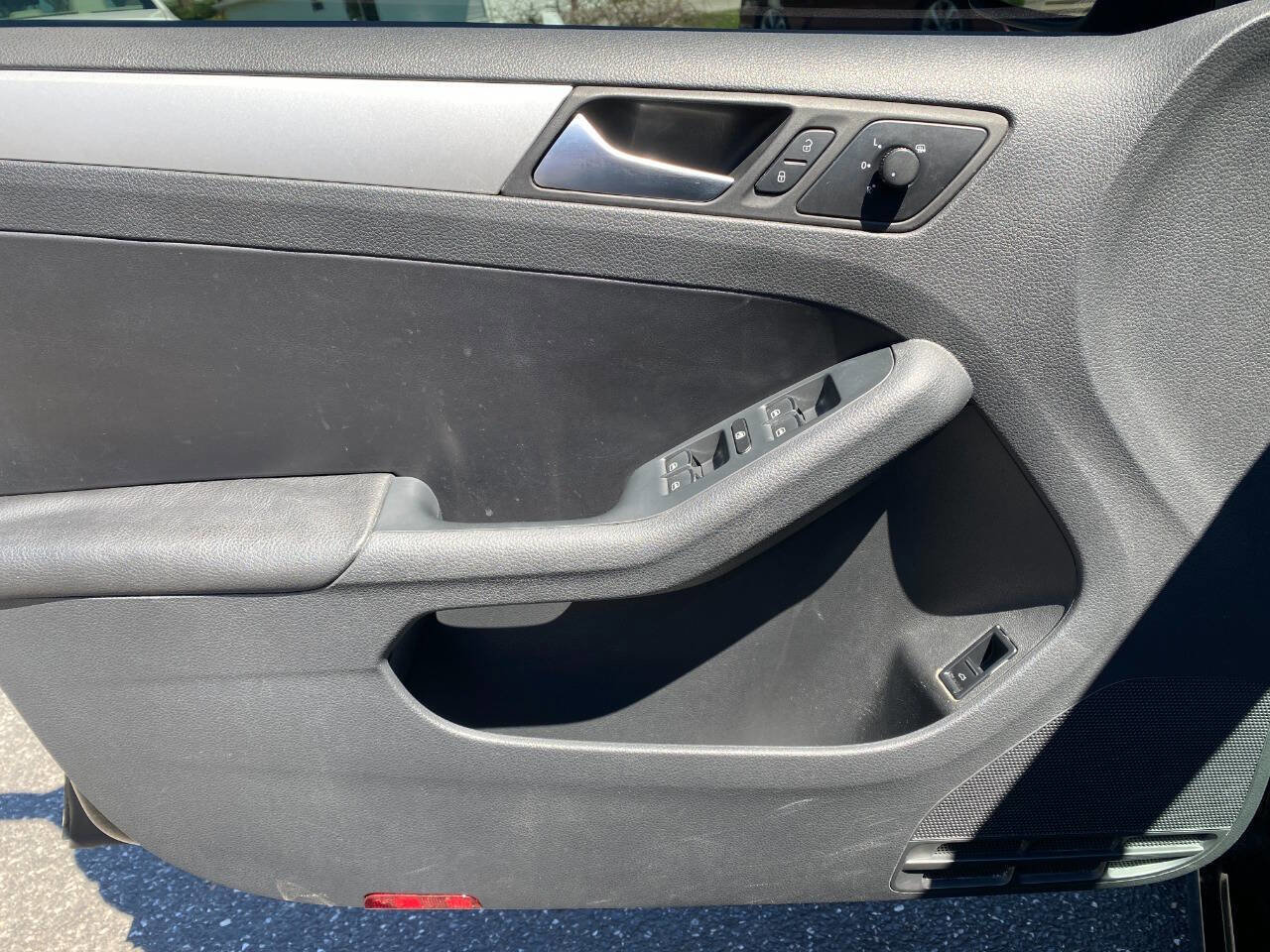 Used 2013 Volkswagen Jetta SE image 11