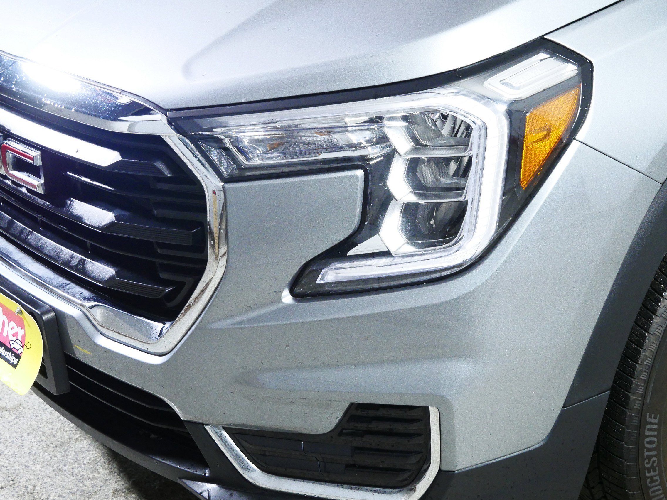 Used 2024 GMC Terrain SLE image 16