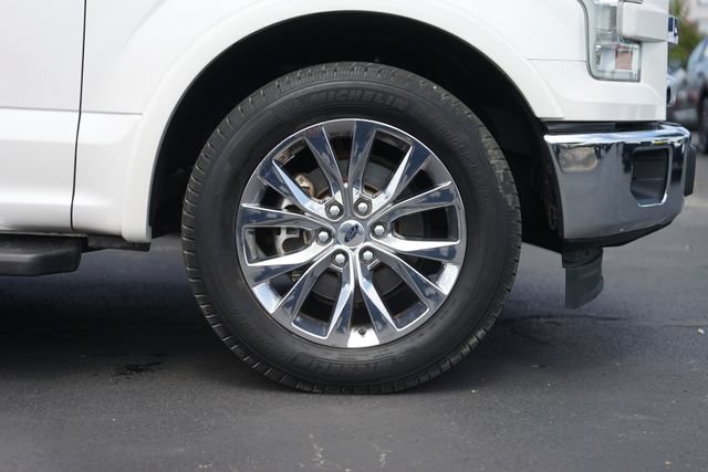 Used 2017 Ford F150 Lariat w/ Equipment Group 502A Luxury RWD image 4