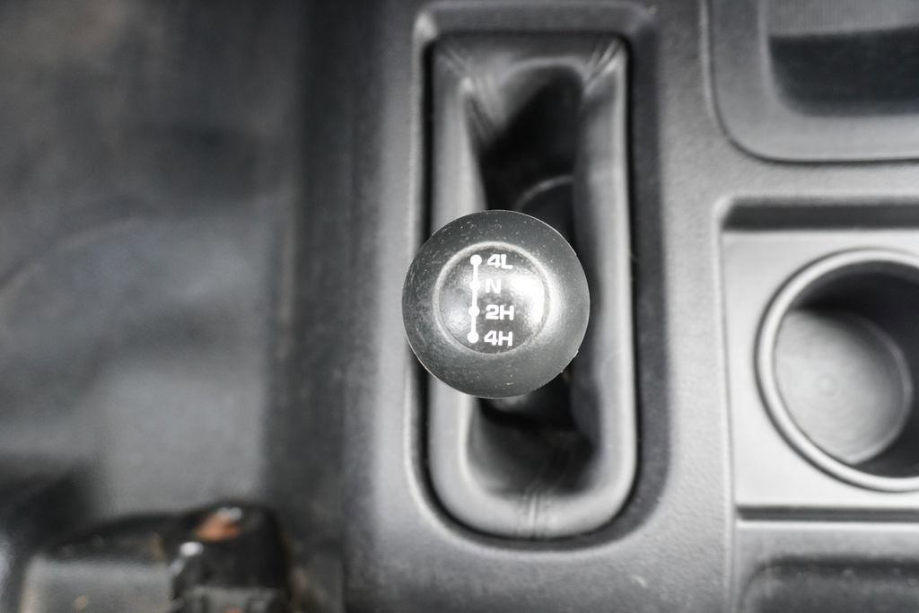 Used 2016 RAM 2500 Tradesman w/ Chrome Appearance Group image 27