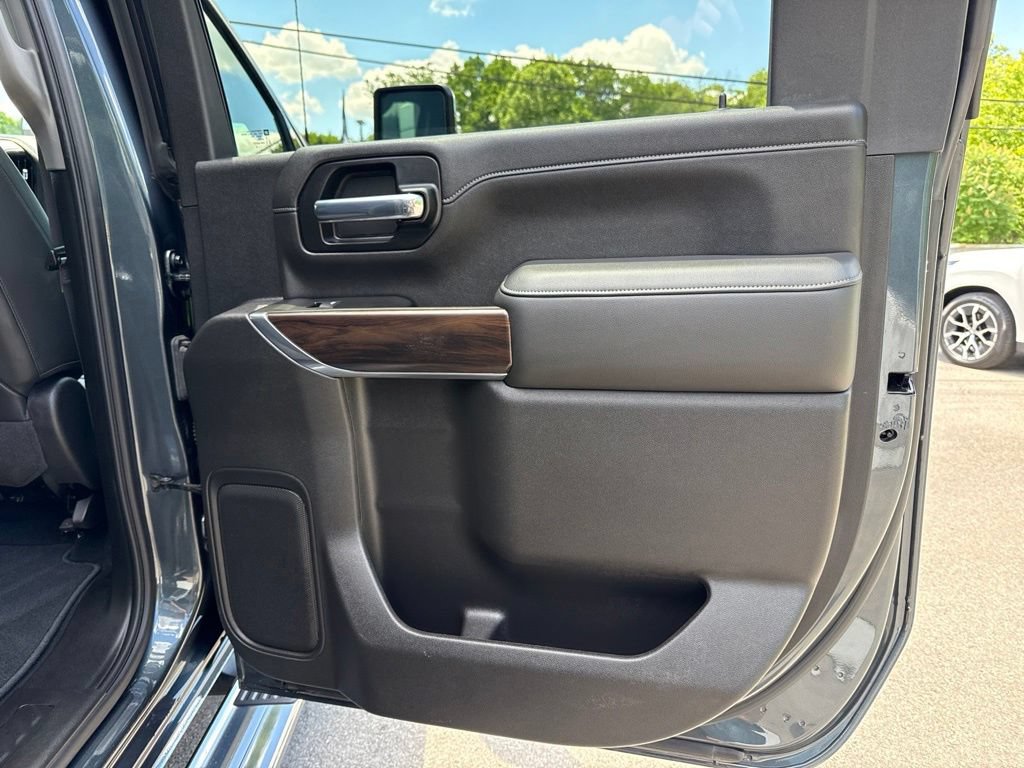 Used 2020 GMC Sierra 2500 SLT w/ SLT Convenience Package AWD/4WD image 32