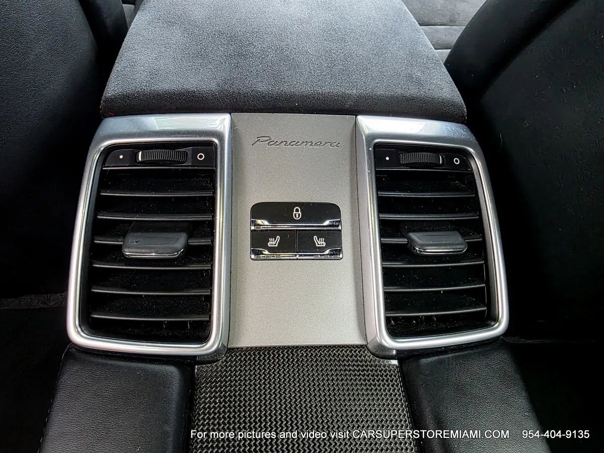 Used 2016 Porsche Panamera GTS image 50