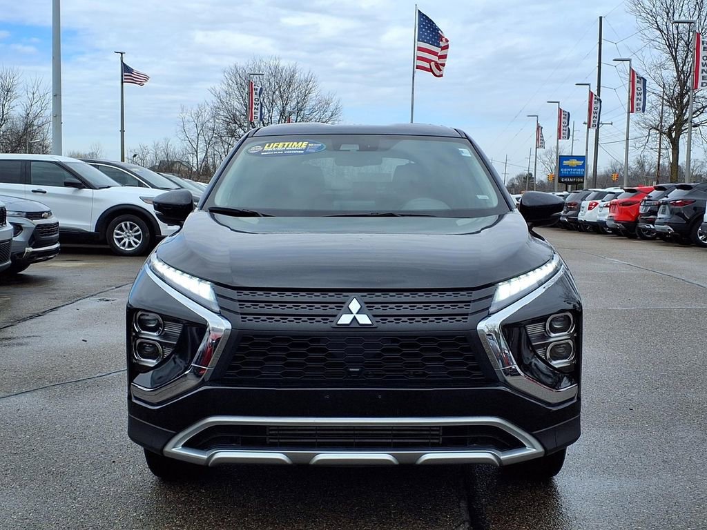 Used 2024 Mitsubishi Eclipse Cross SE image 2